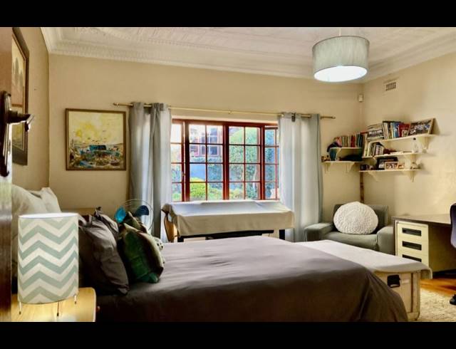 4 BEDROOM HOUSE FOR SALE IN KENSINGTON